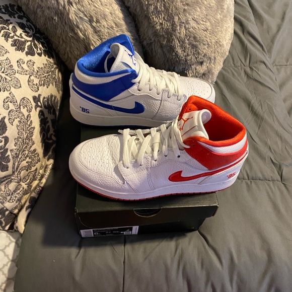 Nike Jordan Ones - Picture 3 of 4